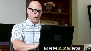Joslyn James imádja a gigászi pélót