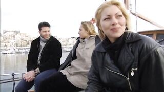 Sophie Evans és Monique Covet négyesben kamatyol