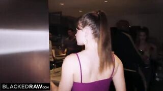 Riley Reid kap pár barna péniszt