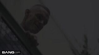 Kerek túlsúlyos zsenge csajszi erőszakos fenék szexe