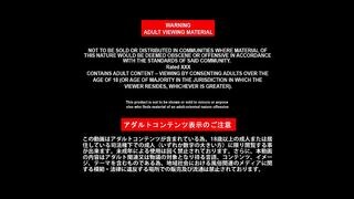 Méretes tőgyes japán fiatal csajszi