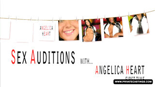 Angelica Heart kicsike dagi lyuka megpakolva