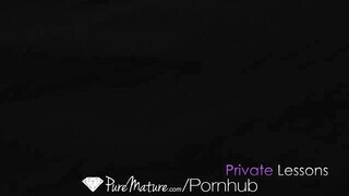 Puremature - Lillian Stone a termetes kannás milf