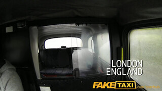 FakeTaxi - vörös rövid hajú csaj szúk pinája