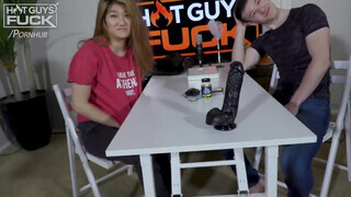 Hot guys fuck - a kicsike japán pipi és a japán pasas