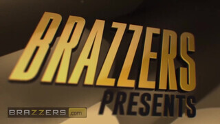 Brazzers - Cherie Deville tinédzser palival kupakol