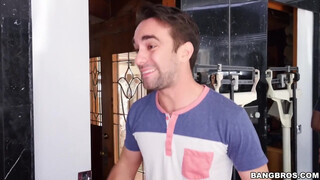Cassidy Banks a méretes didkós fital ribi - Bangbros