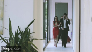 Deeper - Valentina Nappi lágy kettyintése