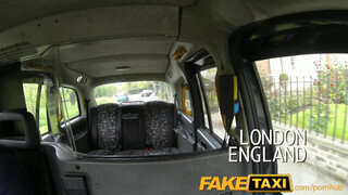 FakeTaxi - Carmel Cox az angol tinédzser örömlány