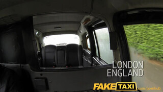 FakeTaxi - nagy didkós világos szőke bulkesz