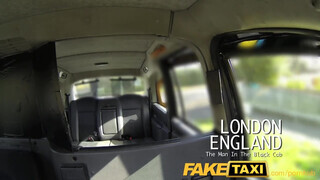 FakeTaxi - begerjedt latin bige