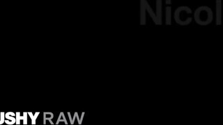TUSHYRAW - Nicole Aria popsikája bekúrva