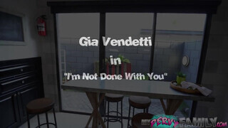 Gia Vendetti a szenvedélyes hosszú combú argentin