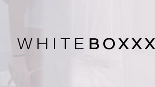 WhiteBoxxx - méretes picsájú bige reggel is akar kefélni