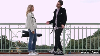 Casual Zsenge Porno - csinos fekete szuka és a barátja