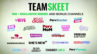 TeamSkeet - Mena Li a csábos félvér szuka