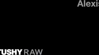 TUSHYRAW - Alexis Tae kettő bájdorongot kap