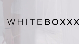 WhiteBoxxx - Darcia Lee a óriási tőgyes magyar cigány maca