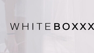 WHITEBOXXX - Francys Belle a gigászi keblű bige