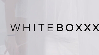 WhiteBoxxx - Liya Silver az igazán bájos nőci
