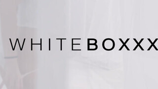 WhiteBoxxx - Leanne Lace a csábító cseh tinédzser szuka