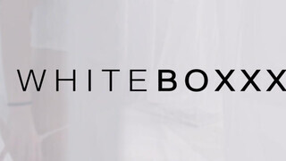 WhiteBoxxx - Coco De Mal a naagy seggű szerb csajszika