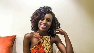 Mosolygós csoki csinibaba pov castingon keményen megkúrelva