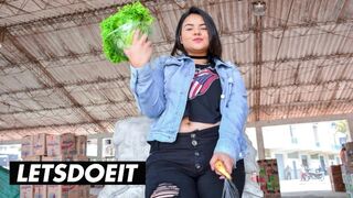 Forró spanyol milf xiomara soto olajos hancúrozása az úton