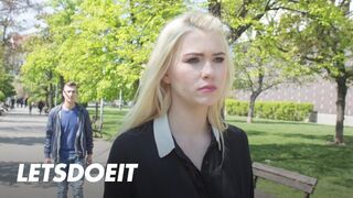 Bűbájos lengyel világos szőke Misha Cross leszopja a külföldi vastag fazt külföldön és jól meglovagolja