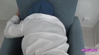 Csábító gigászi popós milfet megbassza egy amatőr pov-ban